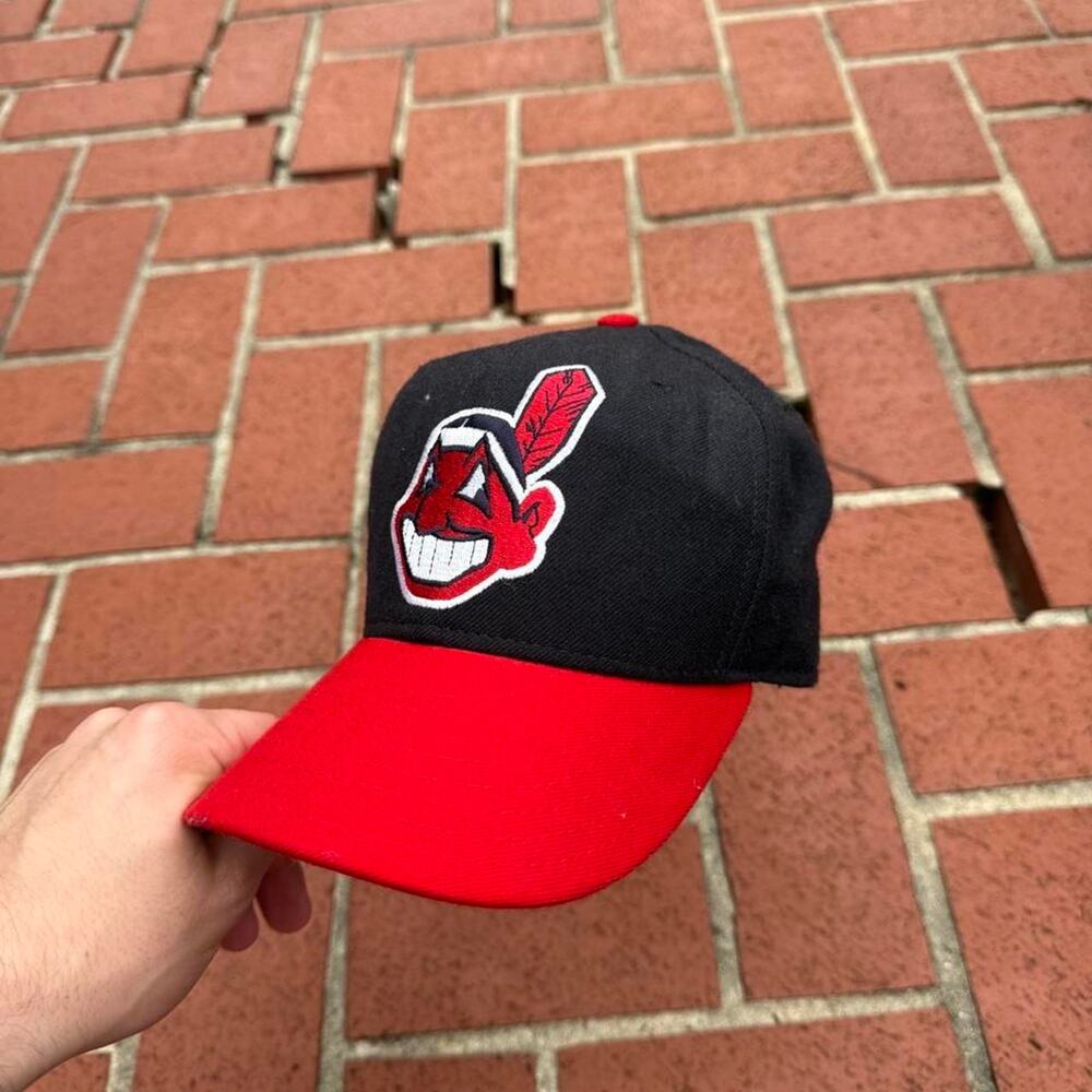 Vintage 90s Cleveland Indians chief wahoo new era fitted hat